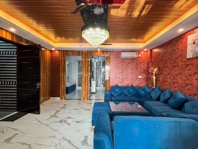4 BHK Independent Builder Floor in Govind Vihar for resale Dehradun. The reference number is 19465743