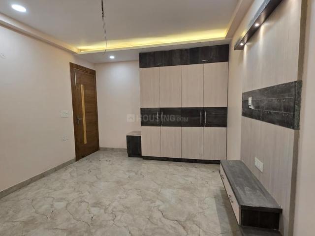 4 BHK Independent Builder Floor in Govindpuram for resale Ghaziabad. The reference number is 21117356