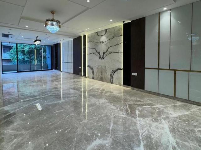 4 BHK Independent Builder Floor in Greater Kailash I for rent New Delhi. The reference number is 20184838