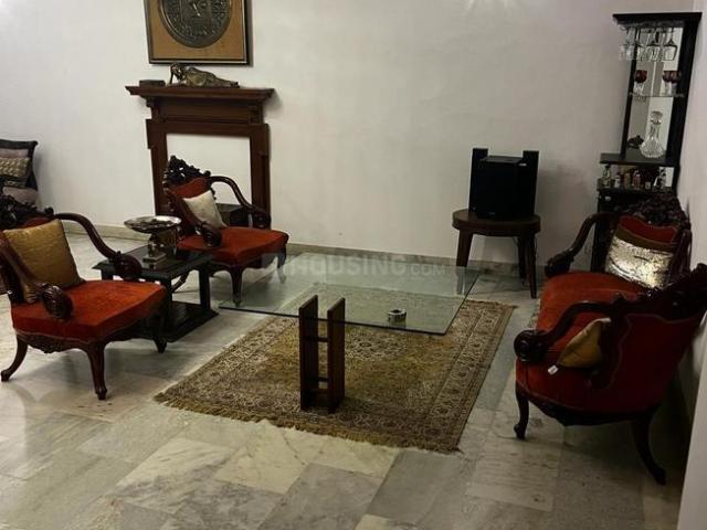 4 BHK Independent Builder Floor in Greater Kailash I for rent New Delhi. The reference number is 20710103