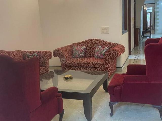 4 BHK Independent Builder Floor in Greater Kailash I for rent New Delhi. The reference number is 20713015