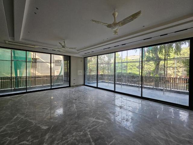 4 BHK Independent Builder Floor in Greater Kailash I for resale New Delhi. The reference number is 19157709