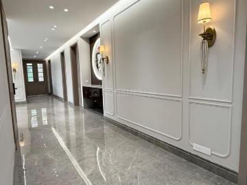 4 BHK Independent Builder Floor in Greater Kailash I for resale New Delhi. The reference number is 20399585