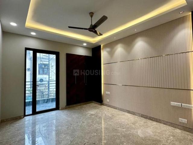 4 BHK Independent Builder Floor in Greater Kailash I for resale New Delhi. The reference number is 20419576