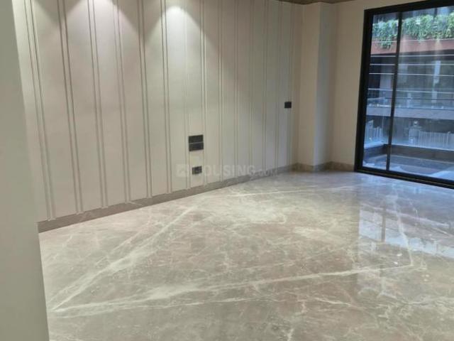 4 BHK Independent Builder Floor in Greater Kailash I for resale New Delhi. The reference number is 21110958