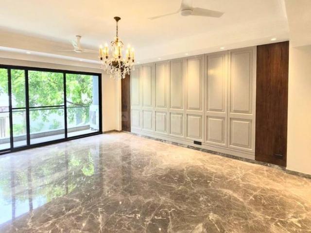 4 BHK Independent Builder Floor in Greater Kailash I for resale New Delhi. The reference number is 21271517