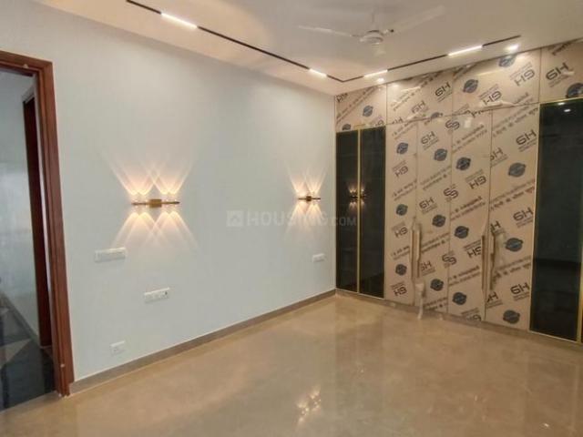 4 BHK Independent Builder Floor in Greater Kailash II for rent New Delhi. The reference number is 20545418