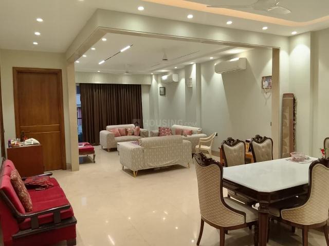 4 BHK Independent Builder Floor in Greater Kailash II for rent New Delhi. The reference number is 20556727