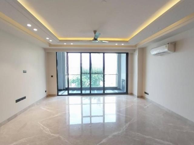 4 BHK Independent Builder Floor in Greater Kailash II for resale New Delhi. The reference number is 13213538