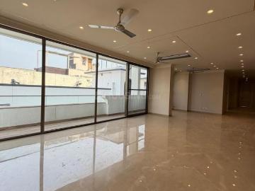 4 BHK Independent Builder Floor in Greater Kailash II for resale New Delhi. The reference number is 19689715