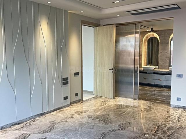 4 BHK Independent Builder Floor in Greater Kailash II for resale New Delhi. The reference number is 19694582