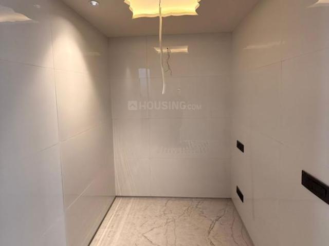 4 BHK Independent Builder Floor in Greater Kailash II for resale New Delhi. The reference number is 19764958