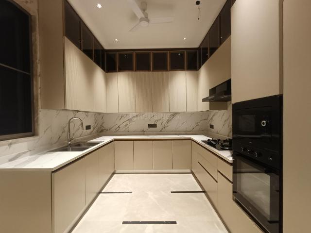 4 BHK Independent Builder Floor in Greater Kailash II for resale New Delhi. The reference number is 20044353