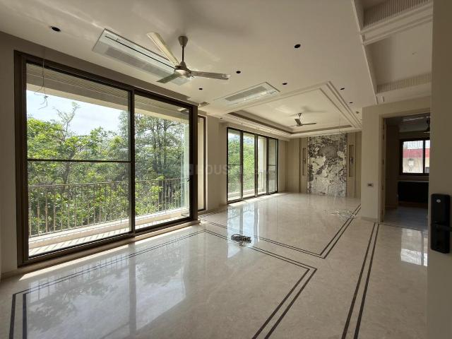 4 BHK Independent Builder Floor in Greater Kailash II for resale New Delhi. The reference number is 20119620