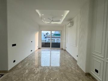 4 BHK Independent Builder Floor in Greater Kailash II for resale New Delhi. The reference number is 20211295