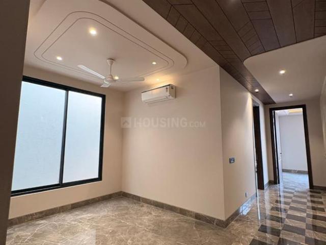 4 BHK Independent Builder Floor in Greater Kailash II for resale New Delhi. The reference number is 20398169
