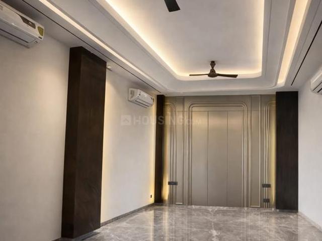 4 BHK Independent Builder Floor in Greater Kailash II for resale New Delhi. The reference number is 20398121