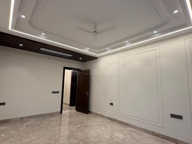 4 BHK Independent Builder Floor in Greater Kailash II for resale New Delhi. The reference number is 20398275