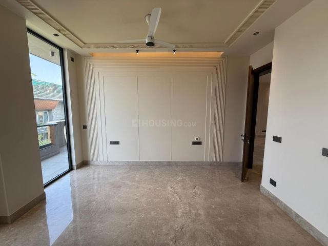4 BHK Independent Builder Floor in Greater Kailash II for resale New Delhi. The reference number is 20398203