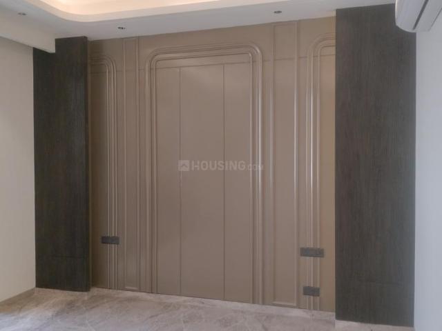 4 BHK Independent Builder Floor in Greater Kailash II for resale New Delhi. The reference number is 20322420