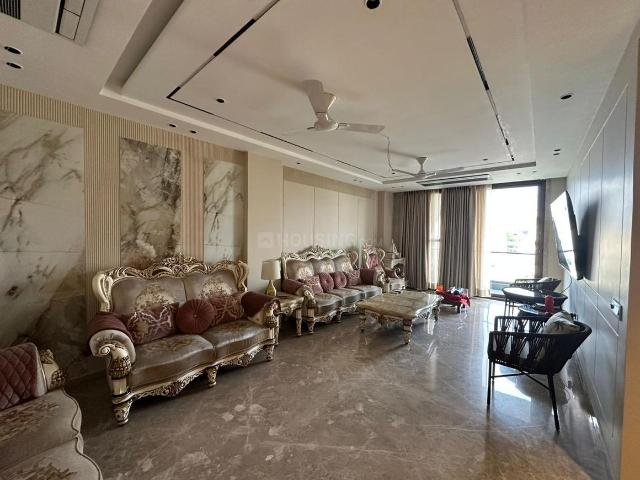 4 BHK Independent Builder Floor in Greater Kailash II for resale New Delhi. The reference number is 20452770