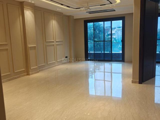 4 BHK Independent Builder Floor in Greater Kailash II for resale New Delhi. The reference number is 20483944