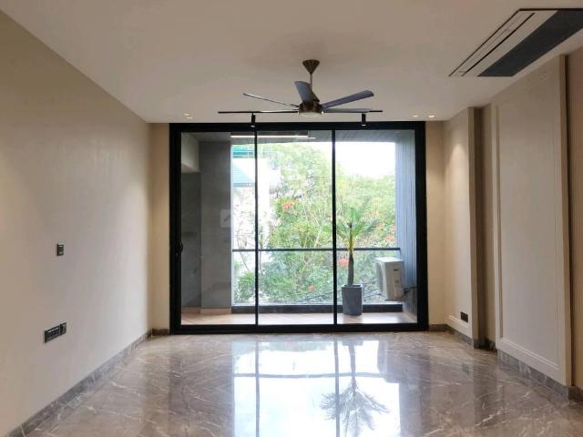 4 BHK Independent Builder Floor in Greater Kailash II for resale New Delhi. The reference number is 20959558