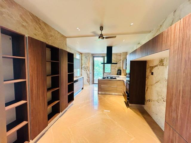 4 BHK Independent Builder Floor in Greater Kailash II for resale New Delhi. The reference number is 21239032