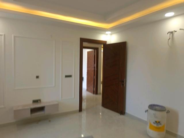 4 BHK Independent Builder Floor in Green Field Colony for rent Faridabad. The reference number is 19875762