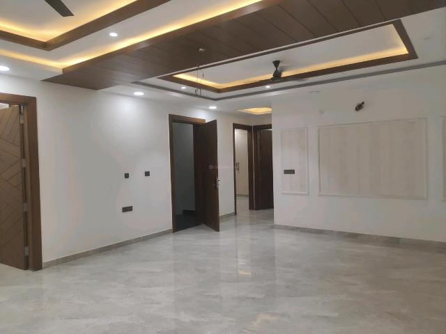 4 BHK Independent Builder Floor in Green Field Colony for rent Faridabad. The reference number is 20717628