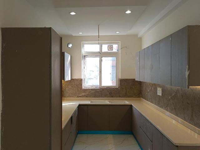 4 BHK Independent Builder Floor in Green Field Colony for resale Faridabad. The reference number is 16368531