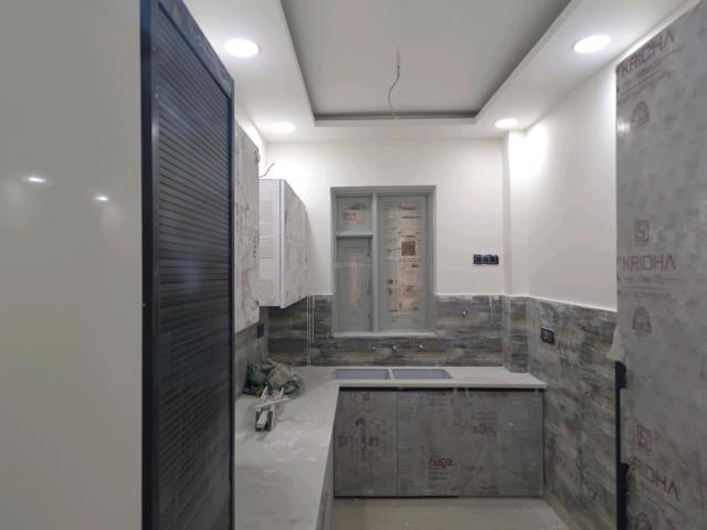 4 BHK Independent Builder Floor in Green Field Colony for resale Faridabad. The reference number is 19851036