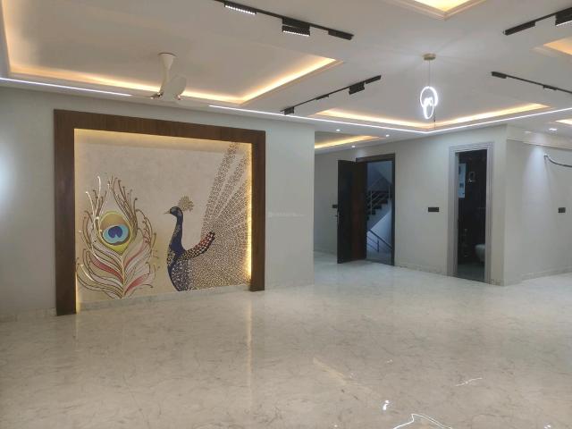 4 BHK Independent Builder Floor in Green Field Colony for resale Faridabad. The reference number is 20179087