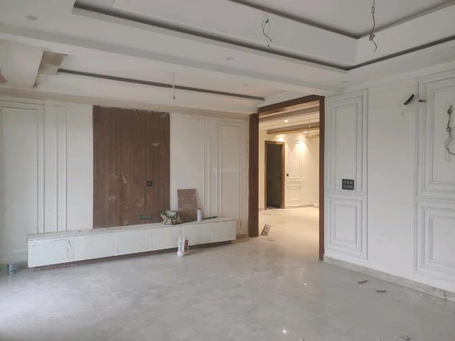 4 BHK Independent Builder Floor in Green Field Colony for resale Faridabad. The reference number is 20217159