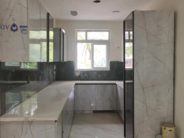 4 BHK Independent Builder Floor in Green Field Colony for resale Faridabad. The reference number is 20595978