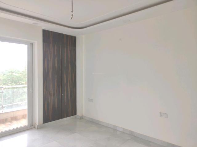 4 BHK Independent Builder Floor in Green Field Colony for resale Faridabad. The reference number is 20596010