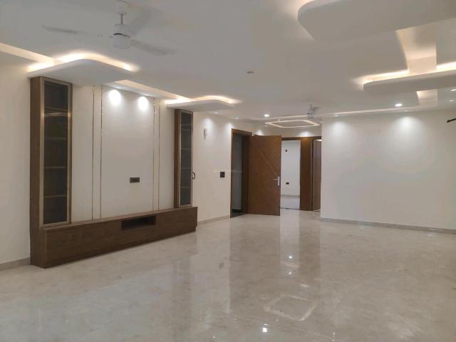 4 BHK Independent Builder Floor in Green Field Colony for resale Faridabad. The reference number is 20764581