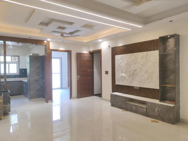 4 BHK Independent Builder Floor in Green Field Colony for resale Faridabad. The reference number is 20764523