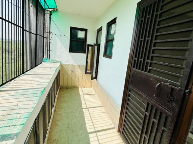 3 BHK Independent Builder Floor in Green Field Colony for resale Faridabad. The reference number is 20732767