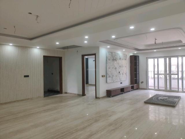4 BHK Independent Builder Floor in Green Field Colony for resale Faridabad. The reference number is 21120063