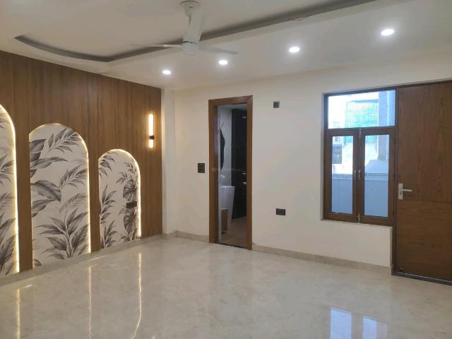 4 BHK Independent Builder Floor in Green Field Colony for resale Faridabad. The reference number is 21120932