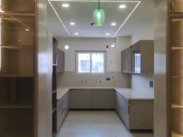 4 BHK Independent Builder Floor in Green Field Colony for resale Faridabad. The reference number is 21125347