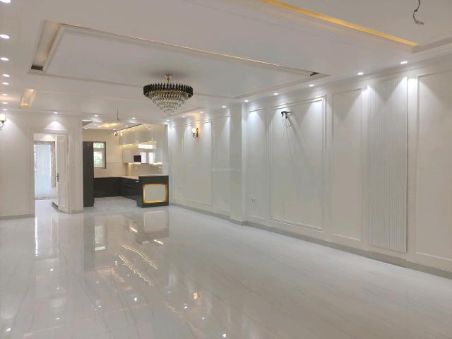 4 BHK Independent Builder Floor in Green Field Colony for resale Faridabad. The reference number is 21133173