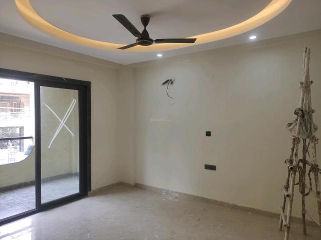 4 BHK Independent Builder Floor in Green Field Colony for resale Faridabad. The reference number is 21249000