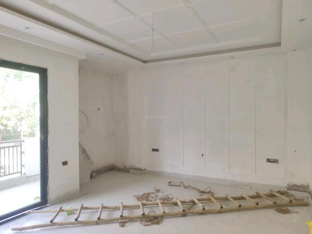 4 BHK Independent Builder Floor in Green Field Colony for resale Faridabad. The reference number is 21296688