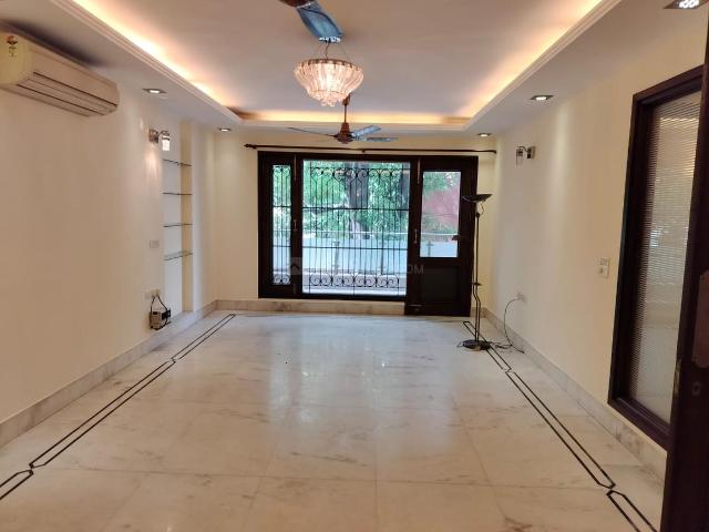 4 BHK Independent Builder Floor in Green Park Extension for rent New Delhi. The reference number is 15073171
