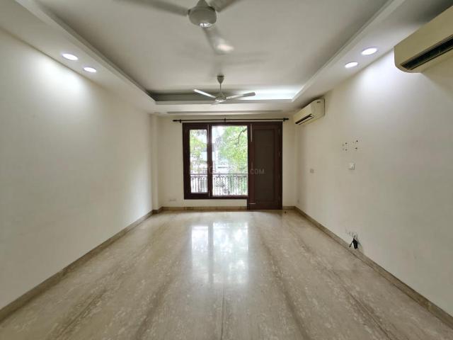 4 BHK Independent Builder Floor in Green Park Extension for rent New Delhi. The reference number is 20927984