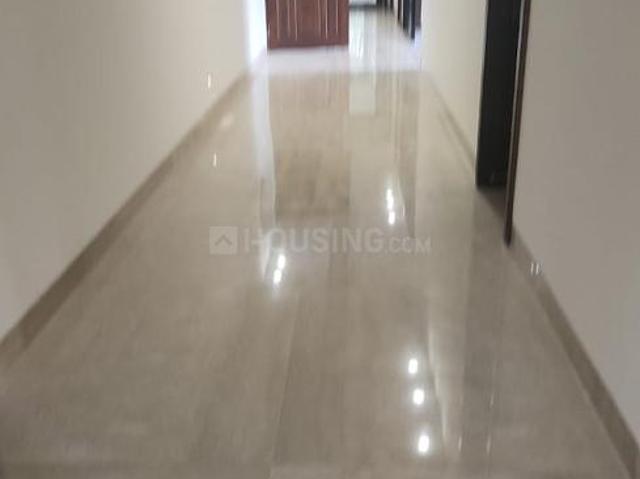 4 BHK Independent Builder Floor in Green Park for rent New Delhi. The reference number is 20143790