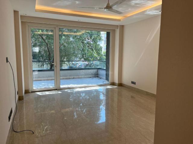 4 BHK Independent Builder Floor in Green Park for rent New Delhi. The reference number is 21034393