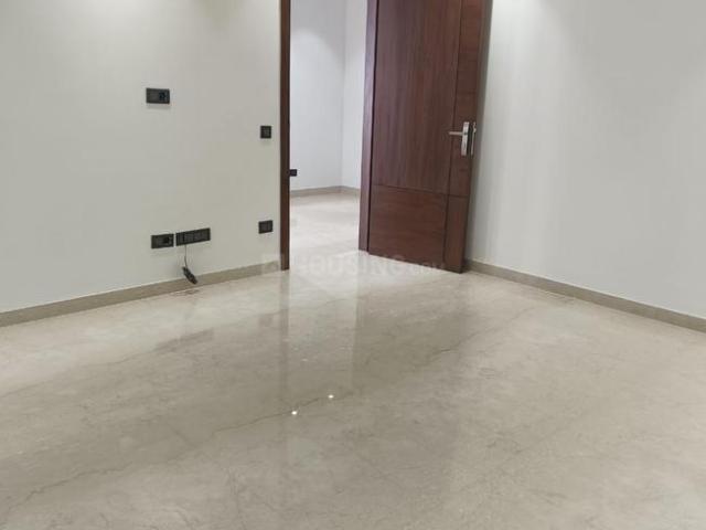 4 BHK Independent Builder Floor in Green Park for rent New Delhi. The reference number is 21135491